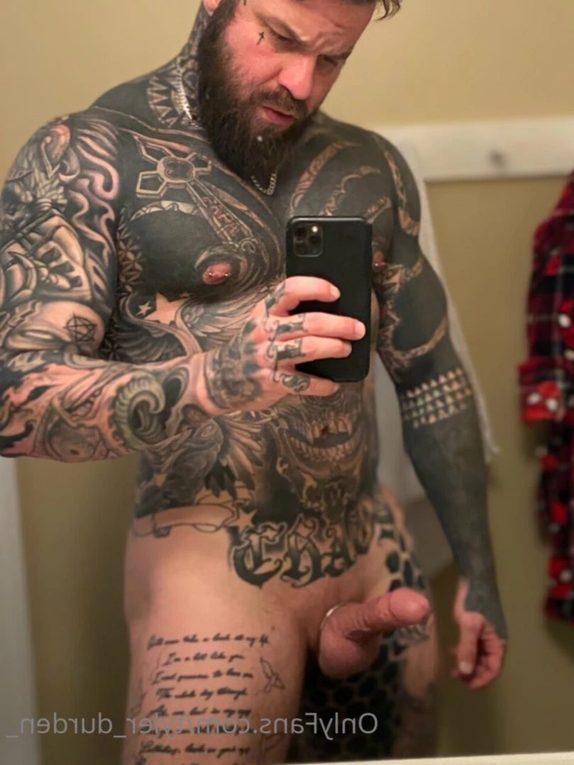 Durden [ tattoosaredumb ] Onlyfans leaked photo 13506912 on Hotleaks.tv