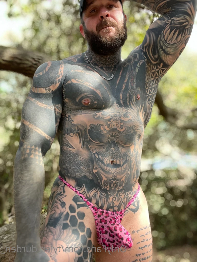 Durden [ tattoosaredumb ] Onlyfans leaked photo 13507048 on Hotleaks.tv