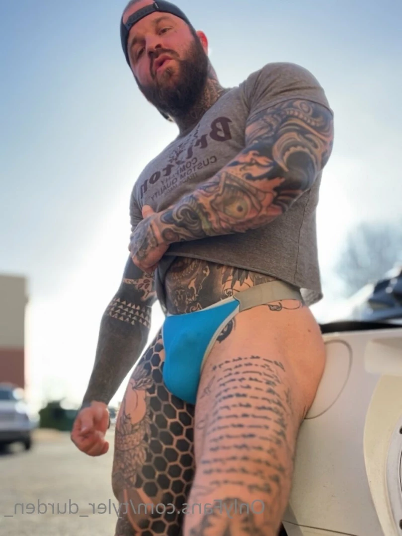 Durden [ tattoosaredumb ] Onlyfans leaked photo 13587943 on Hotleaks.tv