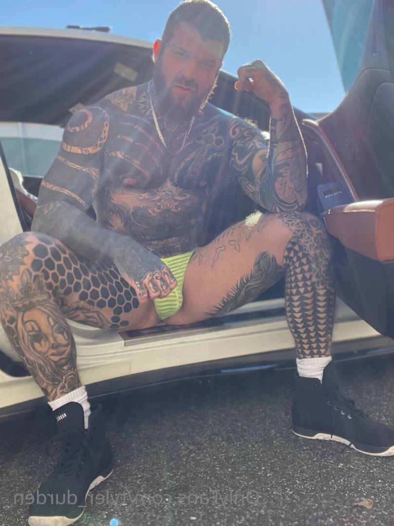 Durden [ tattoosaredumb ] Onlyfans leaked photo 13588389 on Hotleaks.tv