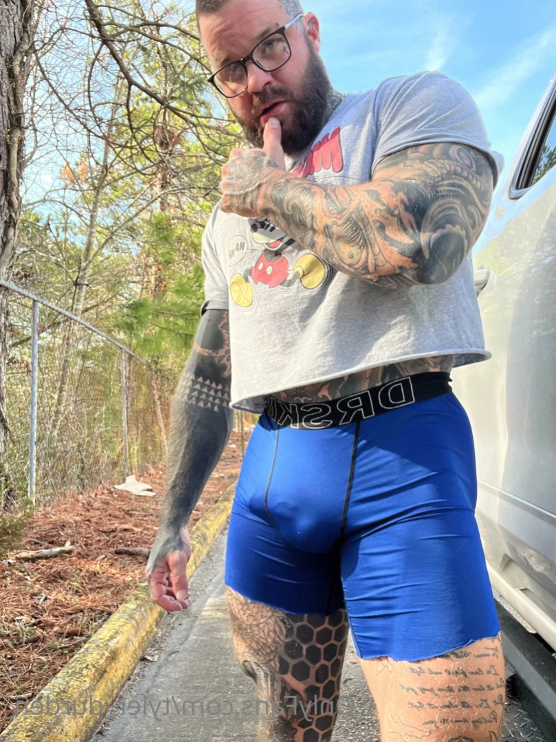 Durden [ tattoosaredumb ] Onlyfans leaked photo 13965728 on Hotleaks.tv