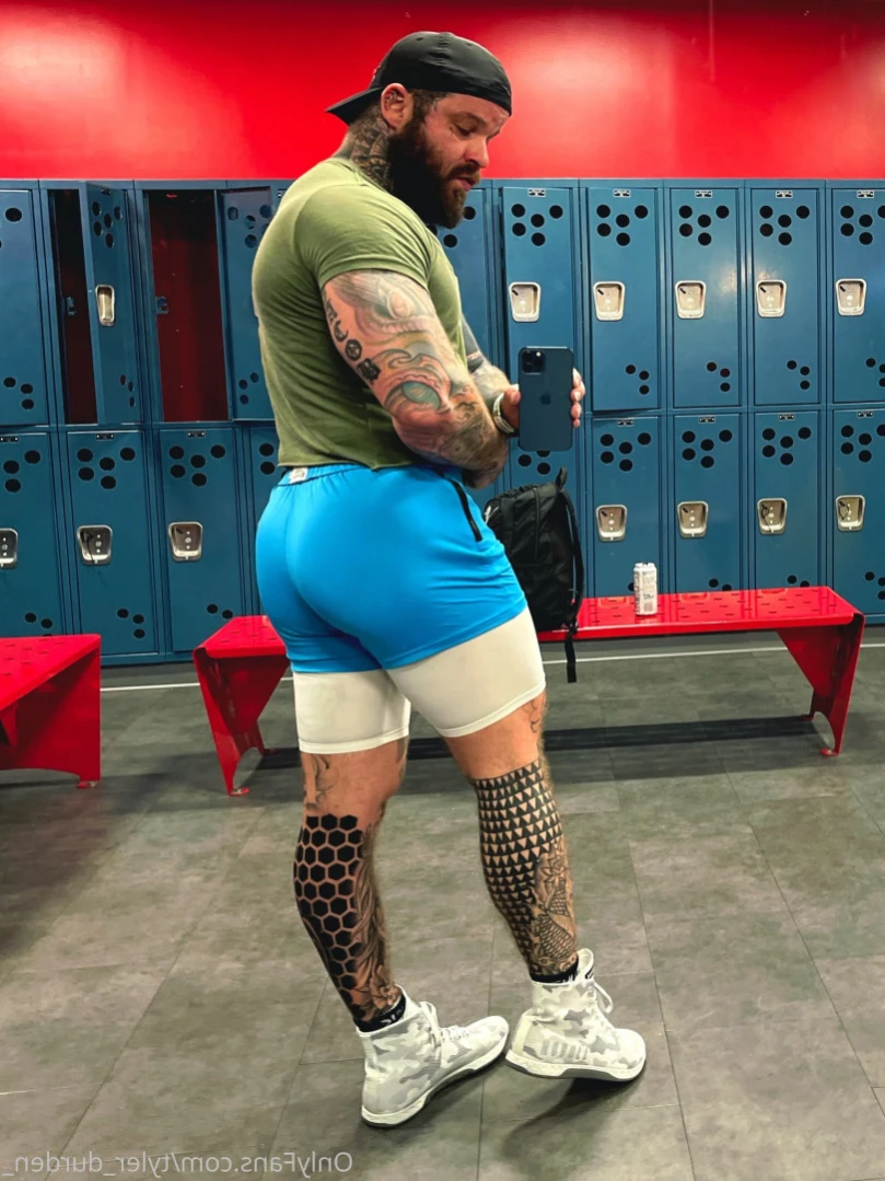 Durden [ tattoosaredumb ] Onlyfans leaked photo 14089059 on Hotleaks.tv