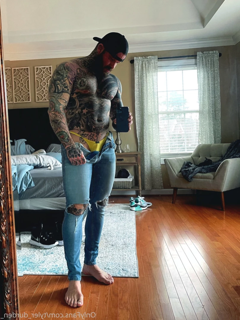 Durden [ tattoosaredumb ] Onlyfans leaked photo 14169071 on Hotleaks.tv