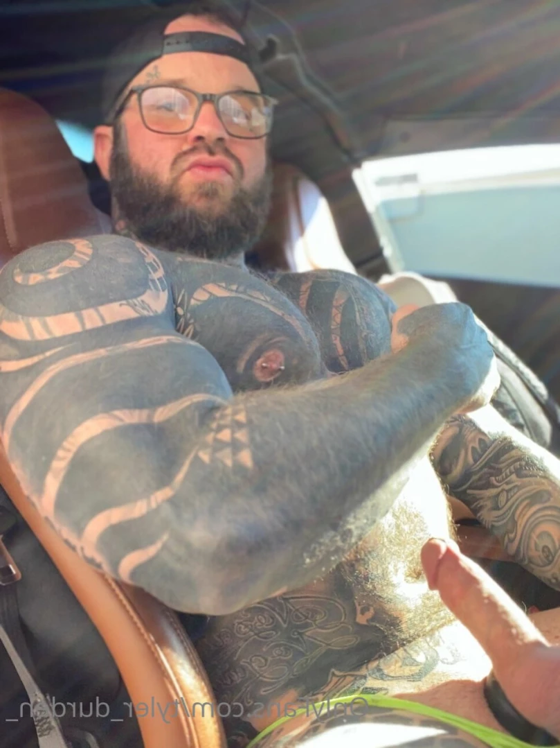 Durden [ tattoosaredumb ] Onlyfans leaked photo 14352753 on Hotleaks.tv