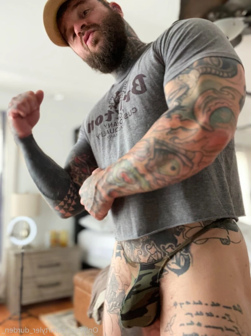 Durden [ tattoosaredumb ] Onlyfans leaked photo 14839075 on Hotleaks.tv