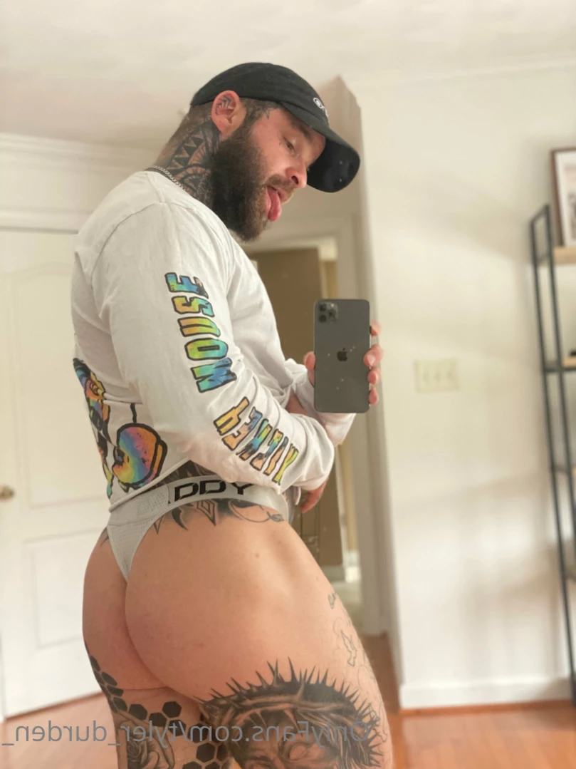 Durden [ tattoosaredumb ] Onlyfans leaked photo 15345972 on Hotleaks.tv