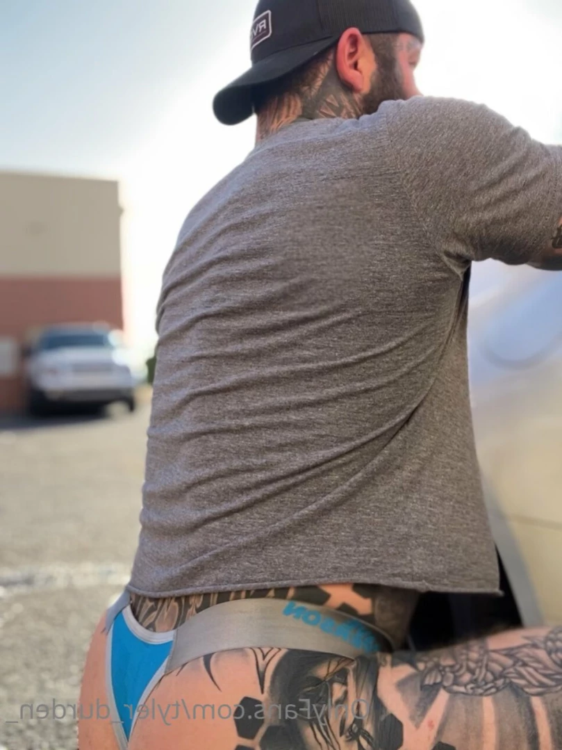 Durden [ tattoosaredumb ] Onlyfans leaked photo 15346374 on Hotleaks.tv