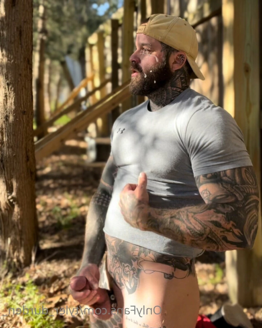 Durden [ tattoosaredumb ] Onlyfans leaked photo 15367314 on Hotleaks.tv
