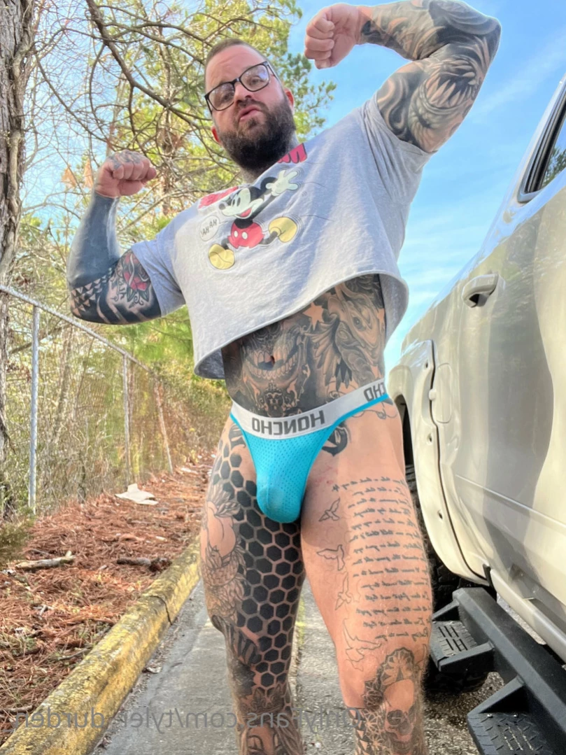 Durden [ tattoosaredumb ] Onlyfans leaked photo 15382905 on Hotleaks.tv