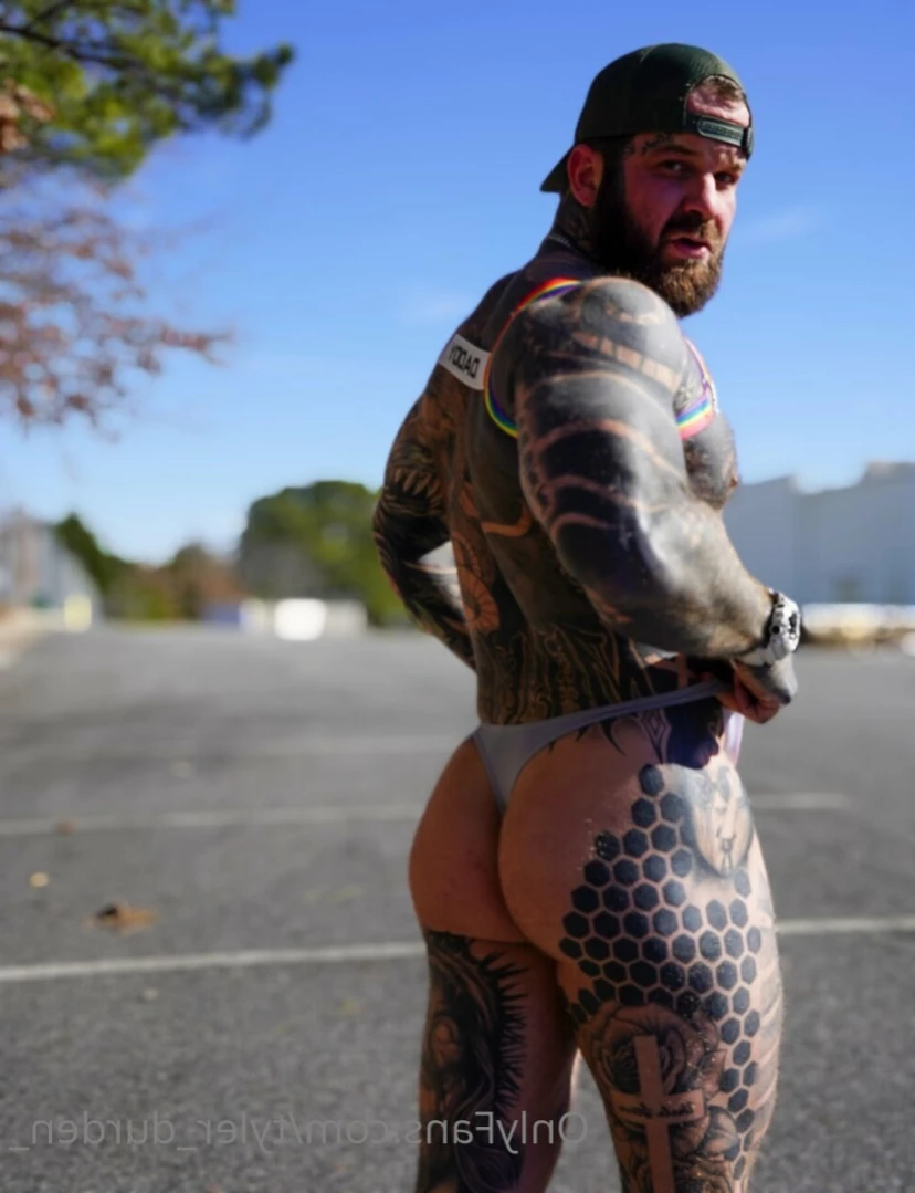 Durden [ tattoosaredumb ] Onlyfans leaked photo 15761793 on Hotleaks.tv