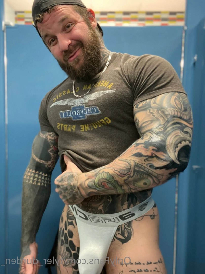 Durden [ tattoosaredumb ] Onlyfans leaked photo 16068628 on Hotleaks.tv