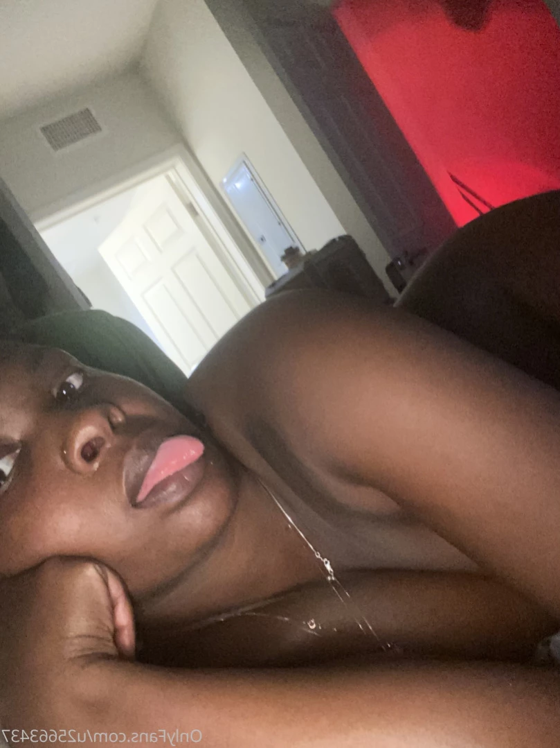 SexyBrownChocolate [ u25663437 ] Onlyfans leaked photo 13827005 on Hotleaks.tv