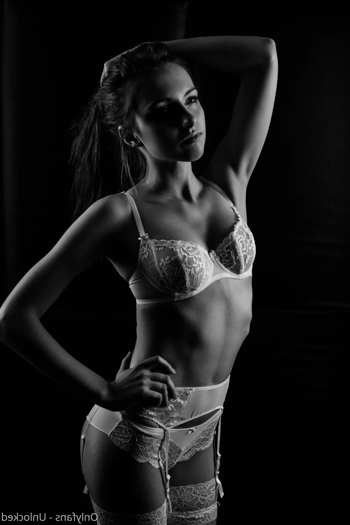 Sophia [ unlocked ] Onlyfans leaked photo 8744995 on Hotleaks.tv