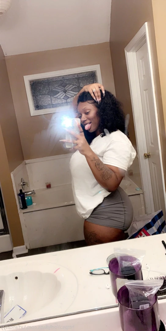 FreakNi💦🌈 [ urfantasyymilf ] Onlyfans leaked photo 14352926 on Hotleaks.tv