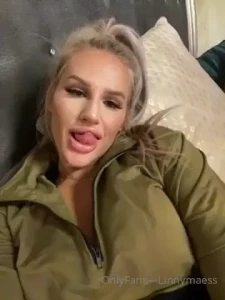 ✨𝗚𝗶𝗿𝗹 𝗡𝗲𝘅𝘁 𝗗𝗼𝗼𝗿 [ linnymae ] Onlyfans leaked video 1628857 on Hotleaks.tv