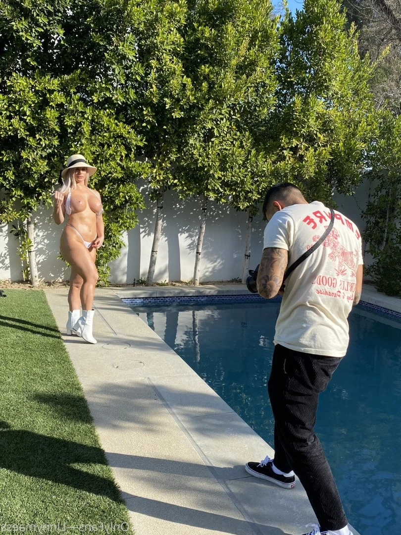 ✨𝗚𝗶𝗿𝗹 𝗡𝗲𝘅𝘁 𝗗𝗼𝗼𝗿 [ linnymae ] Onlyfans leaked photo 714937 on Hotleaks.tv