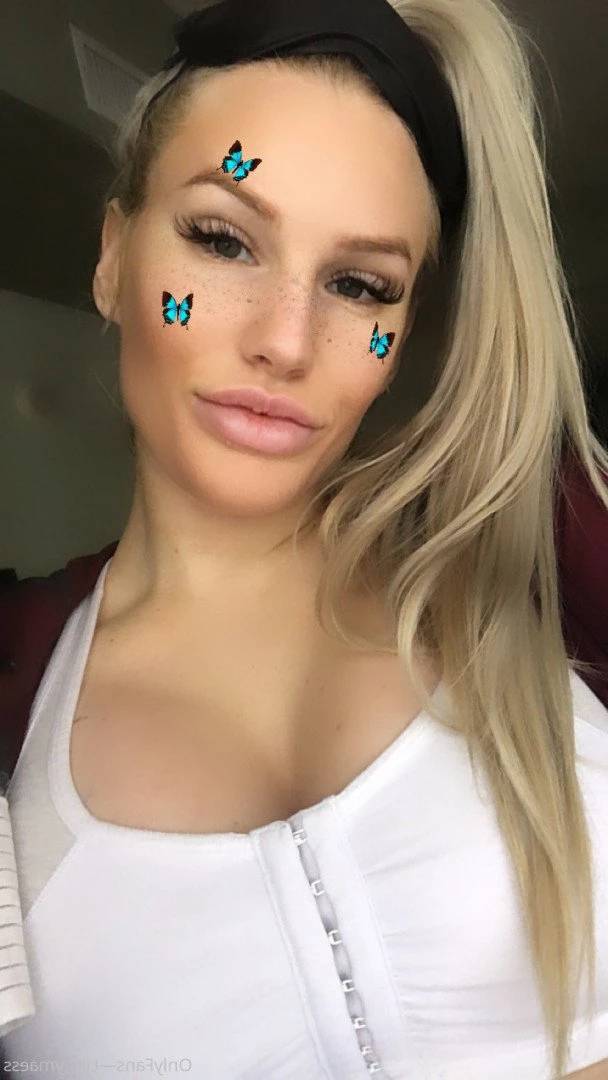 ✨𝗚𝗶𝗿𝗹 𝗡𝗲𝘅𝘁 𝗗𝗼𝗼𝗿 [ linnymae ] Onlyfans leaked photo 715308 on Hotleaks.tv