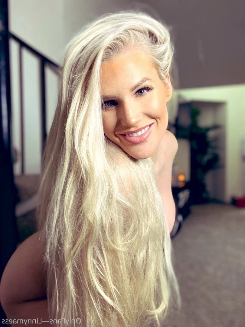 ✨𝗚𝗶𝗿𝗹 𝗡𝗲𝘅𝘁 𝗗𝗼𝗼𝗿 [ linnymae ] Onlyfans leaked photo 715397 on Hotleaks.tv