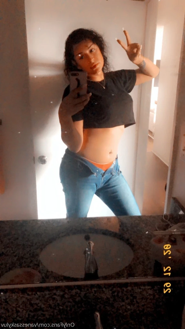 tsVanessaSky [ vanessaskyluv ] Onlyfans leaked photo 9092307 on Hotleaks.tv