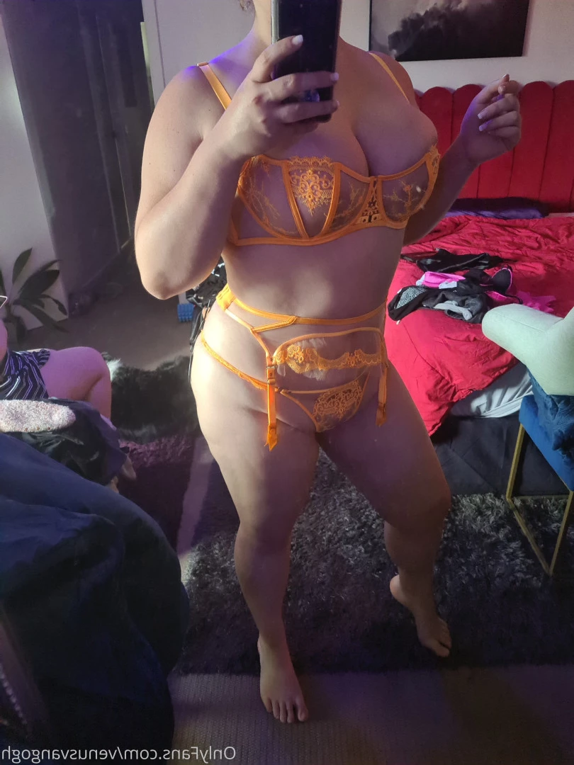 Venus Van Gogh [ venusvangogh ] Onlyfans leaked photo 9196303 on Hotleaks.tv