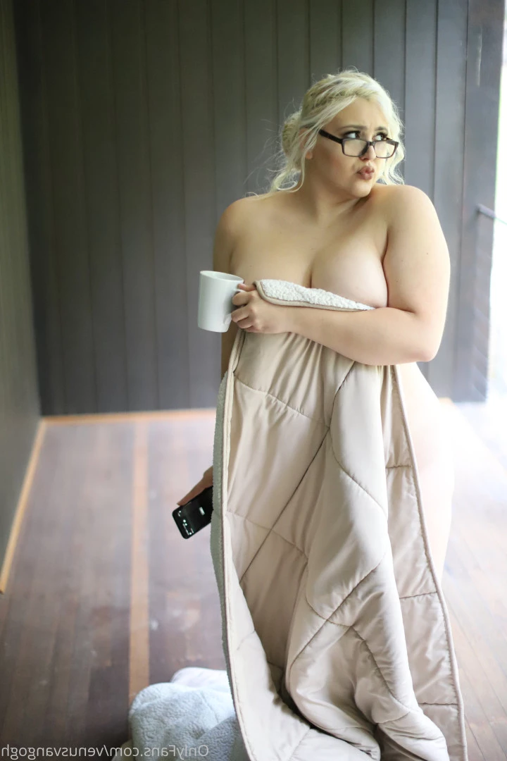 Venus Van Gogh [ venusvangogh ] Onlyfans leaked photo 9197297 on Hotleaks.tv