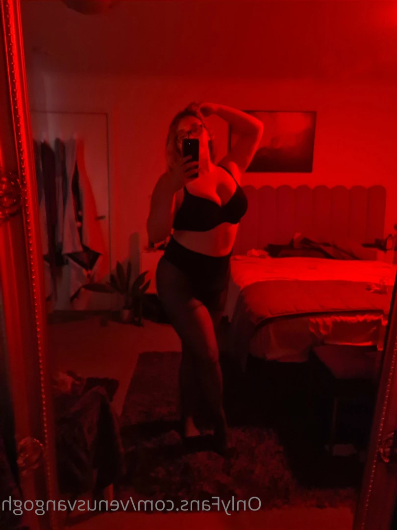 Venus Van Gogh [ venusvangogh ] Onlyfans leaked photo 9198052 on Hotleaks.tv