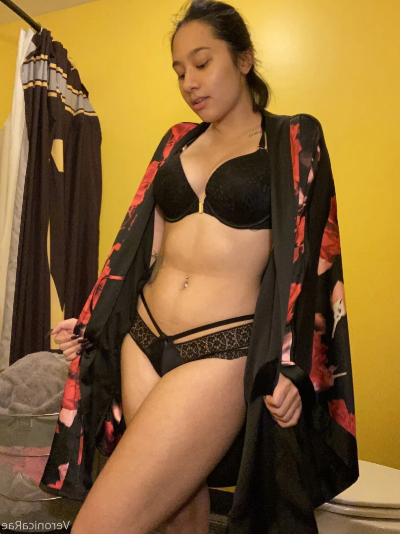 Veronica Rae [ veronicarae ] Onlyfans leaked photo 13579639 on Hotleaks.tv