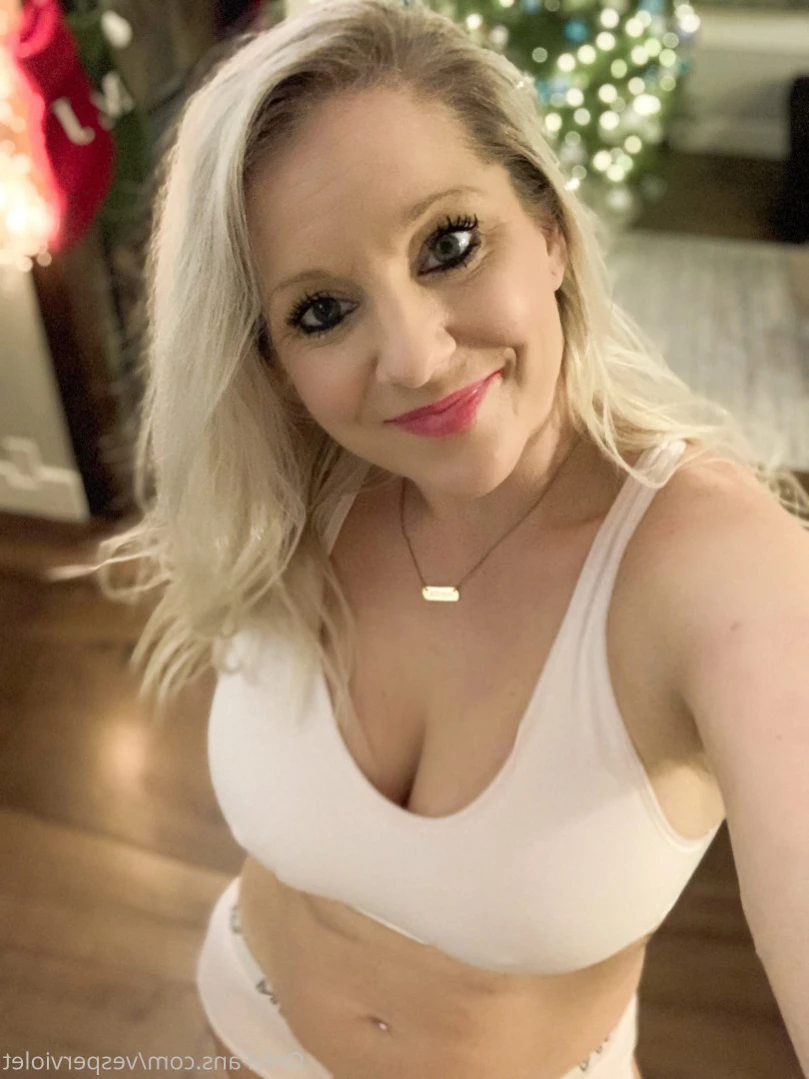 Vesper Violet [ vesperviolet ] Onlyfans leaked photo 14428909 on Hotleaks.tv