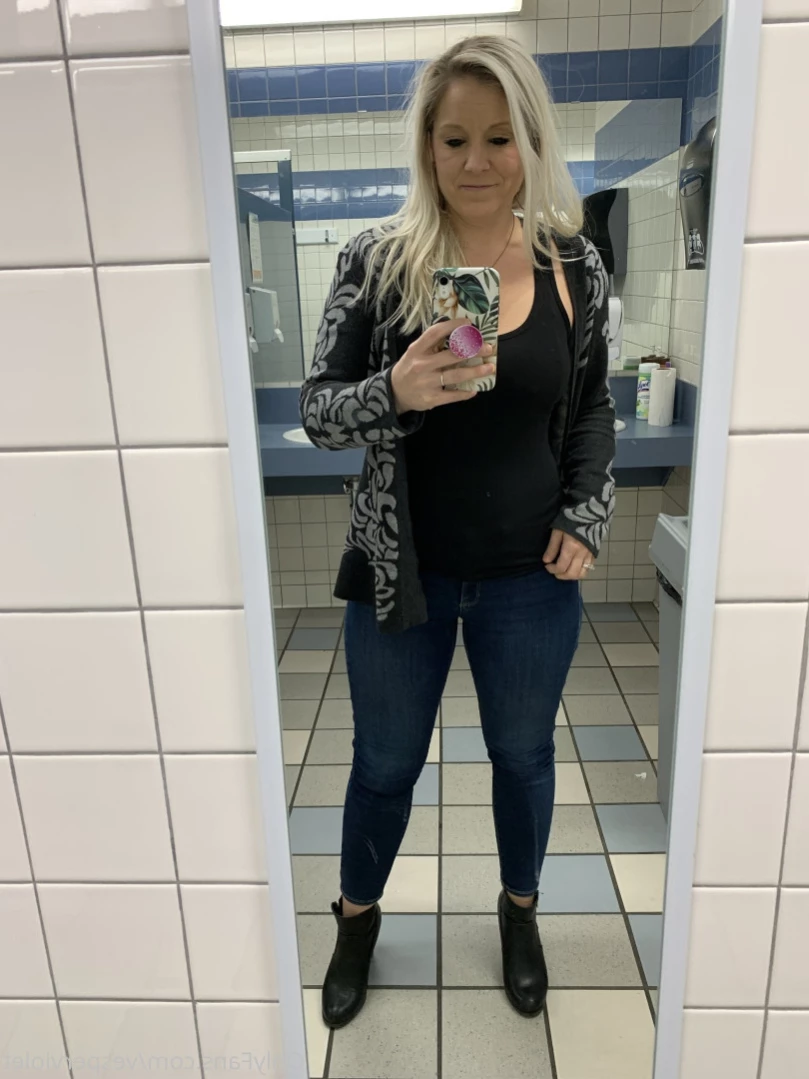 Vesper Violet [ vesperviolet ] Onlyfans leaked photo 14526539 on Hotleaks.tv