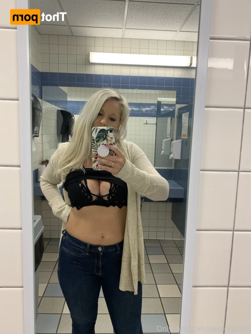 Vesper Violet [ vesperviolet ] Onlyfans leaked photo 14690913 on Hotleaks.tv