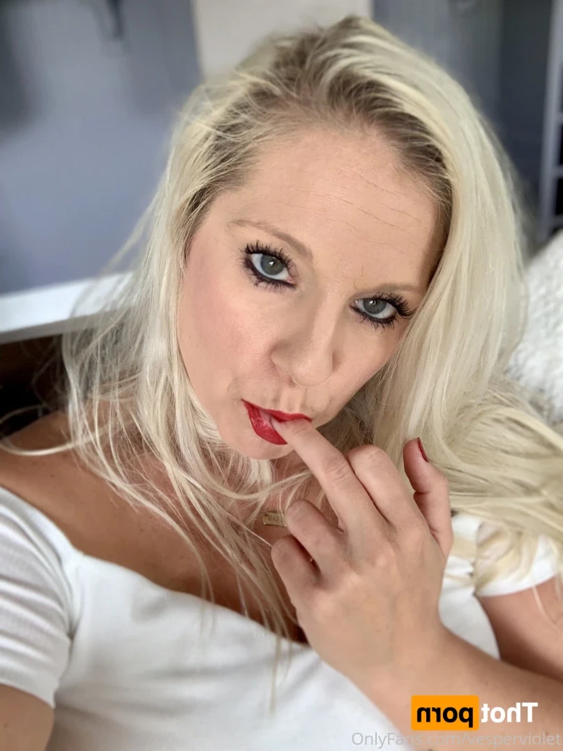 Vesper Violet [ vesperviolet ] Onlyfans leaked photo 14850552 on Hotleaks.tv