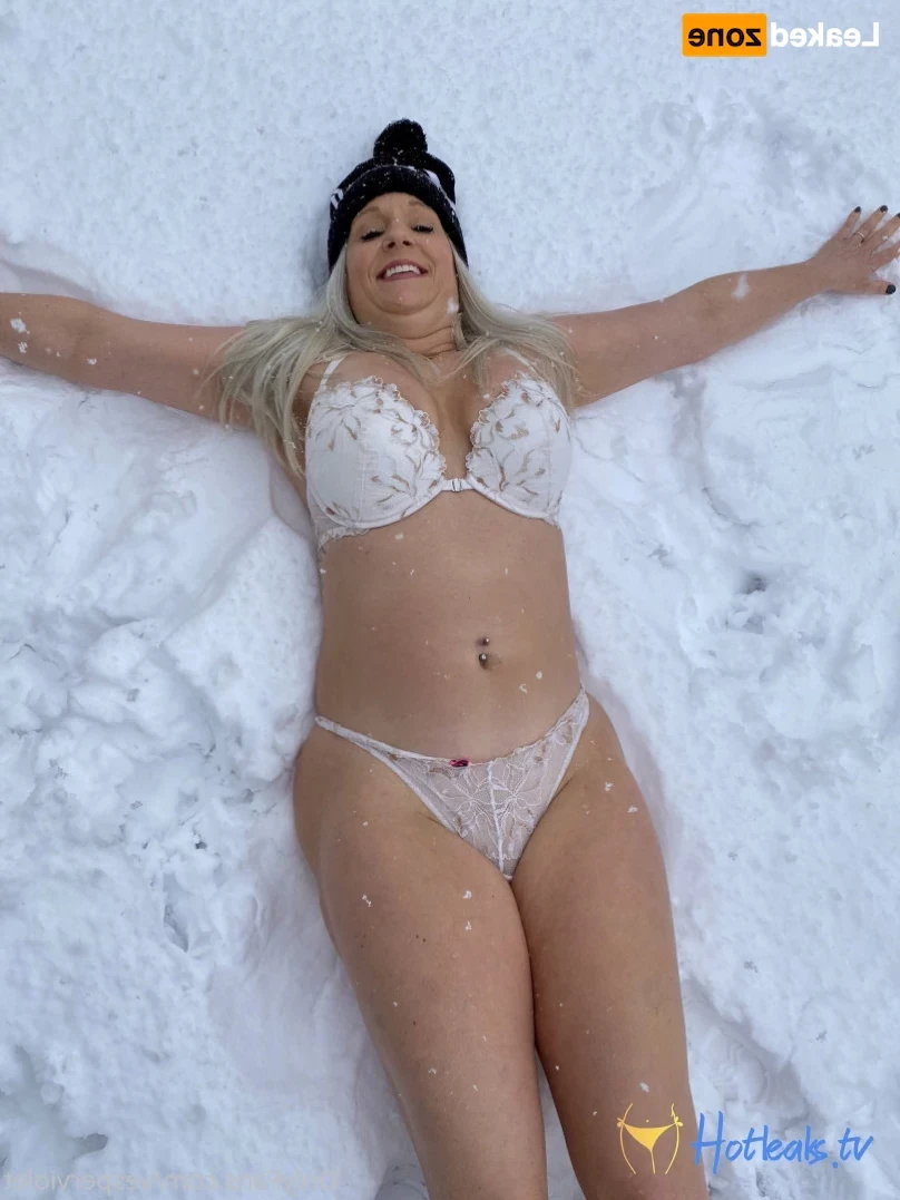 Vesper Violet [ vesperviolet ] Onlyfans leaked photo 16187100 on Hotleaks.tv
