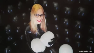 Vicky Devika [ vickydevika ] Onlyfans leaked video 7917847 on Hotleaks.tv