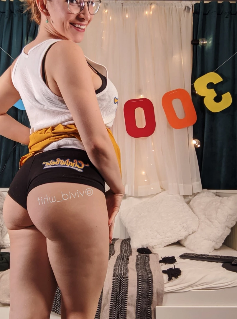 Whit Maxwell [ vivid_whit ] Onlyfans leaked photo 9229617 on Hotleaks.tv