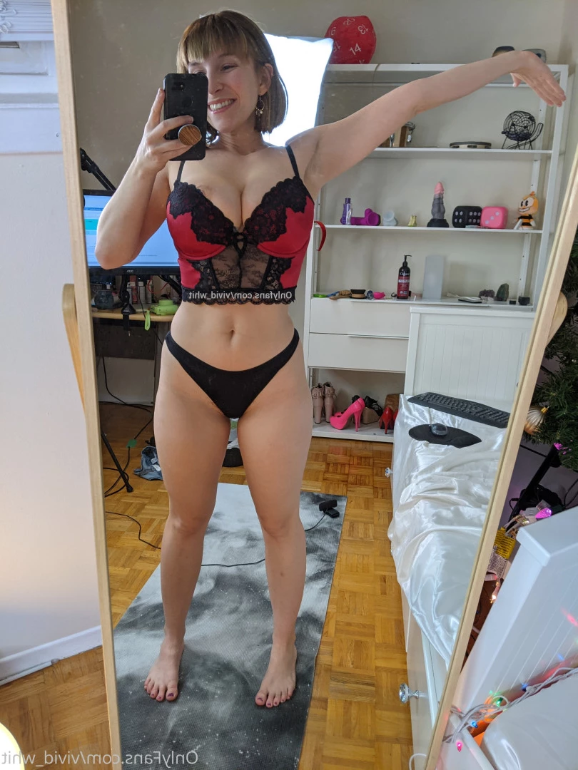 Whit Maxwell [ vivid_whit ] Onlyfans leaked photo 9230915 on Hotleaks.tv