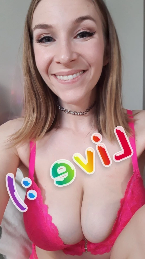 Whit Maxwell [ vivid_whit ] Onlyfans leaked photo 9240680 on Hotleaks.tv