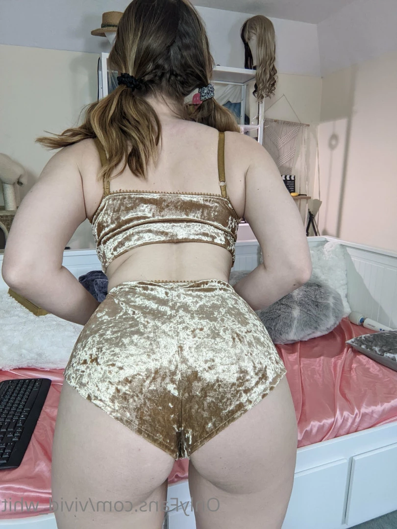 Whit Maxwell [ vivid_whit ] Onlyfans leaked photo 9250752 on Hotleaks.tv