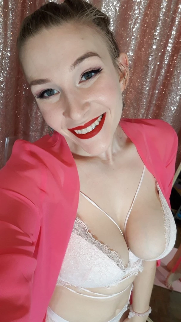 Whit Maxwell [ vivid_whit ] Onlyfans leaked photo 9254504 on Hotleaks.tv