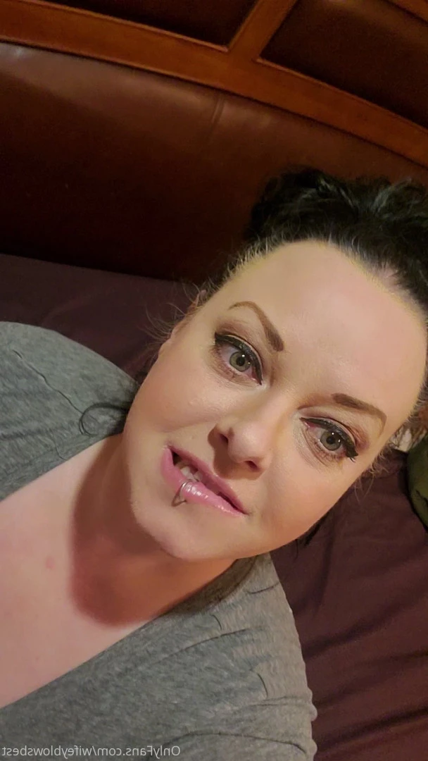 wifeyblowsbest Onlyfans leaked photo 16839965 on Hotleaks.tv