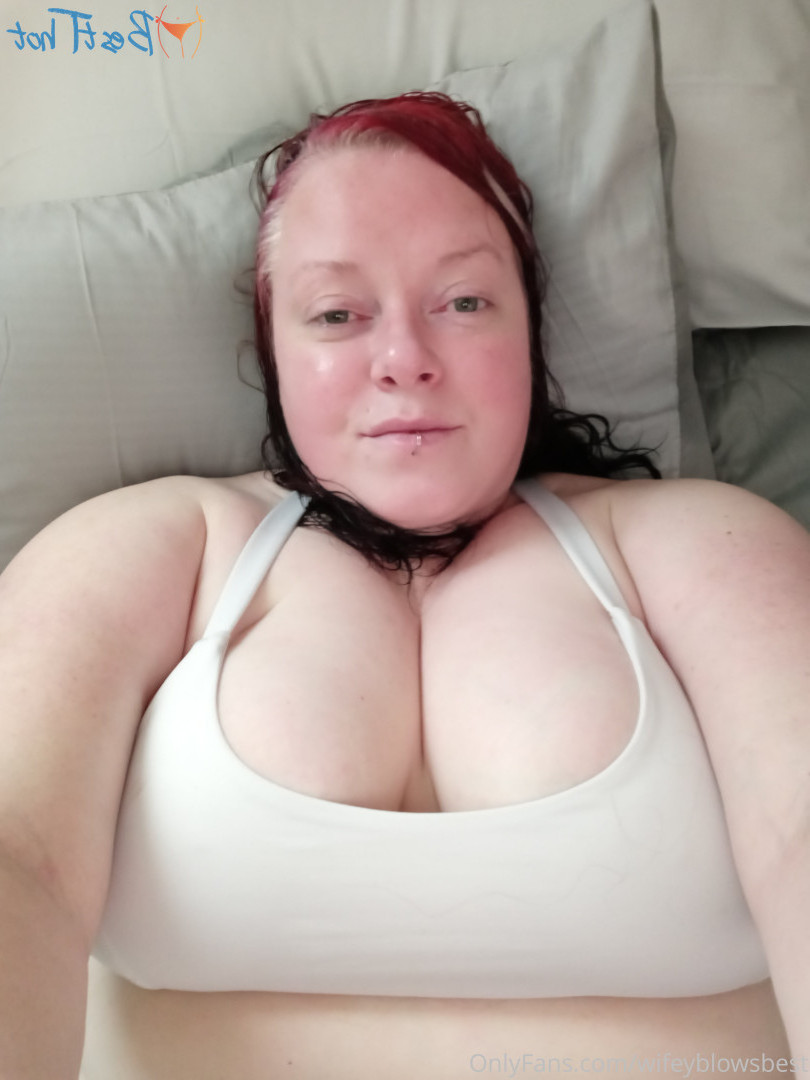 wifeyblowsbest Onlyfans leaked photo 16840099 on Hotleaks.tv