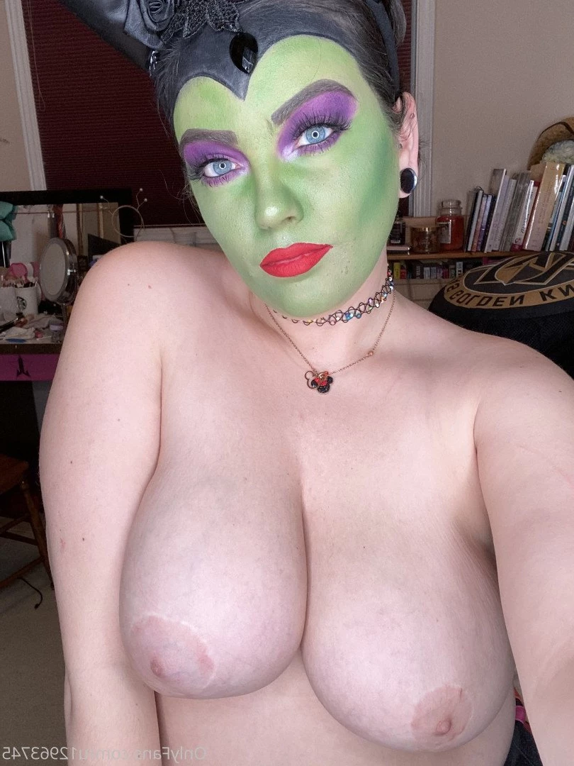 Stephanie [ lipstickqueen ] Onlyfans leaked photo 716561 on Hotleaks.tv