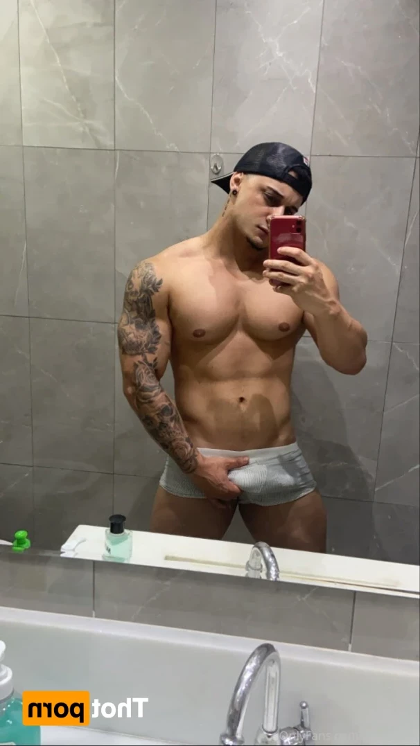 Carlos [ xcarlos99 ] Onlyfans leaked photo 16492248 on Hotleaks.tv