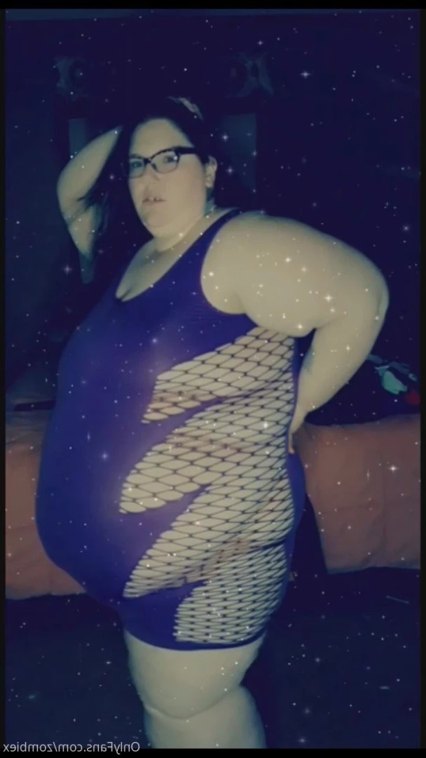 PrettyEyesChubbyThighs [ xlady_succubusx ] Onlyfans leaked photo 9707293 on Hotleaks.tv