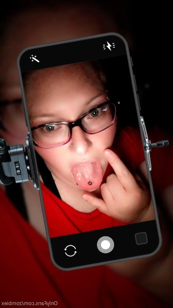 PrettyEyesChubbyThighs [ xlady_succubusx ] Onlyfans leaked photo 9707510 on Hotleaks.tv