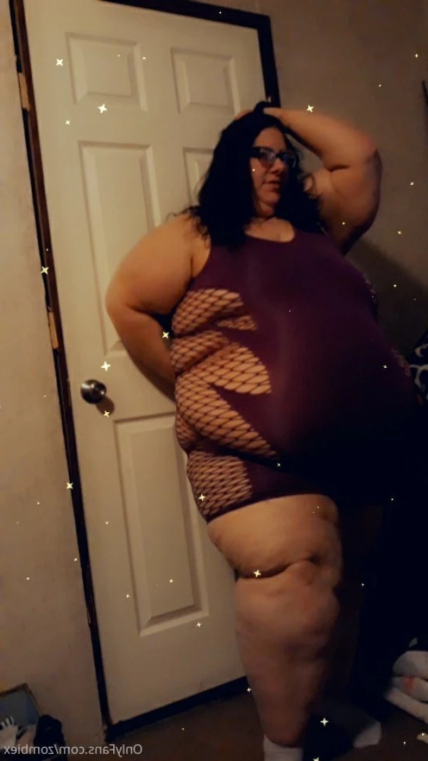 PrettyEyesChubbyThighs [ xlady_succubusx ] Onlyfans leaked photo 9707892 on Hotleaks.tv