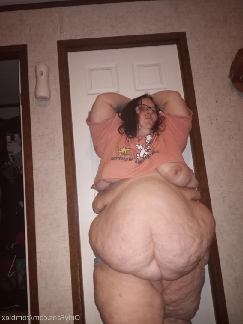 PrettyEyesChubbyThighs [ xlady_succubusx ] Onlyfans leaked photo 9707998 on Hotleaks.tv