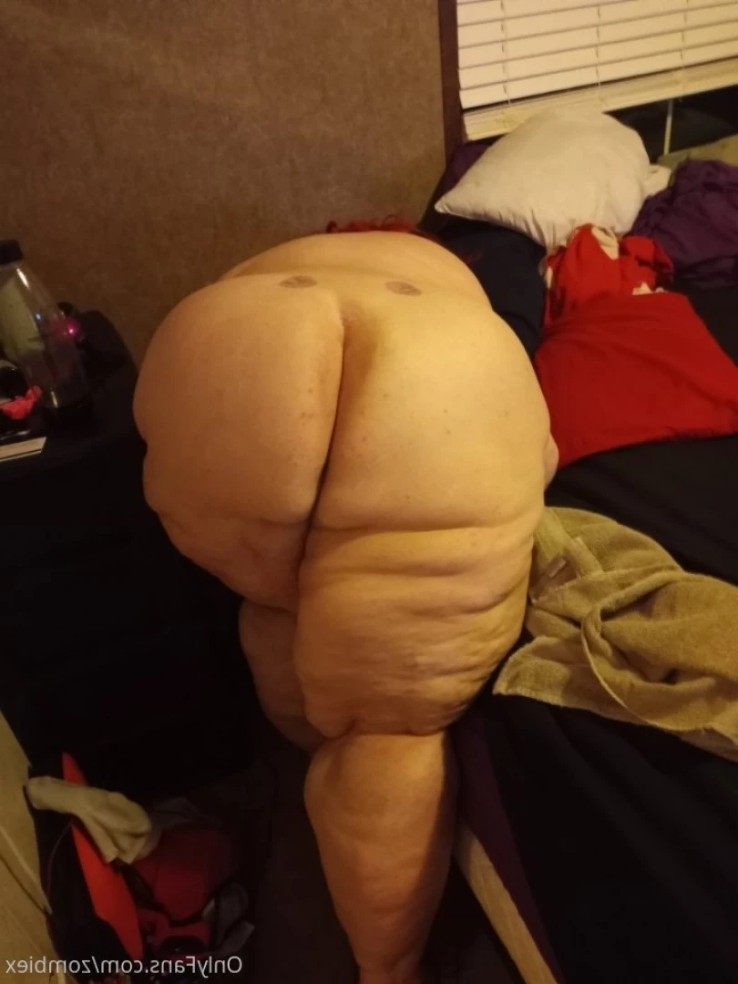 PrettyEyesChubbyThighs [ xlady_succubusx ] Onlyfans leaked photo 9708064 on Hotleaks.tv