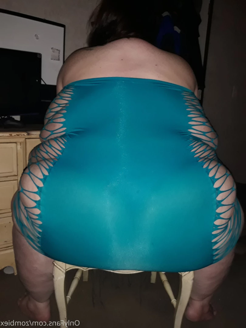 PrettyEyesChubbyThighs [ xlady_succubusx ] Onlyfans leaked photo 9708325 on Hotleaks.tv
