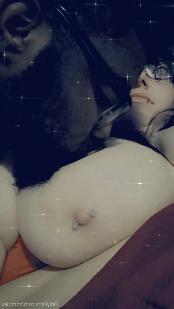 PrettyEyesChubbyThighs [ xlady_succubusx ] Onlyfans leaked photo 9708346 on Hotleaks.tv