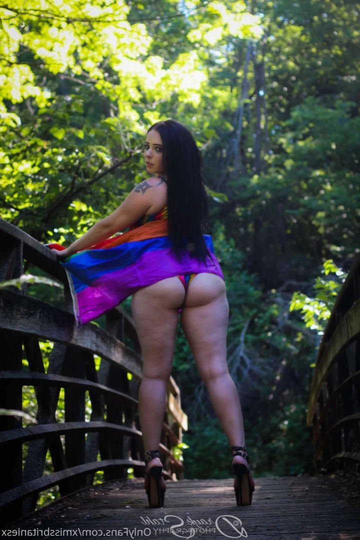 MissBritanieS [ xmissbritaniesx ] Onlyfans leaked photo 11634047 on Hotleaks.tv